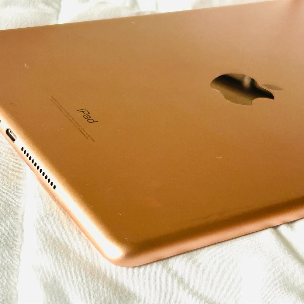 Apple iPad 6th Generation 32GB